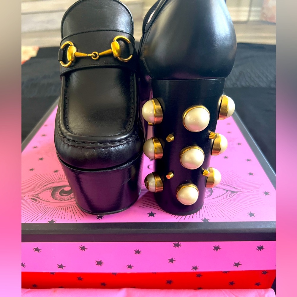 Gucci Black Size 8 Shoes